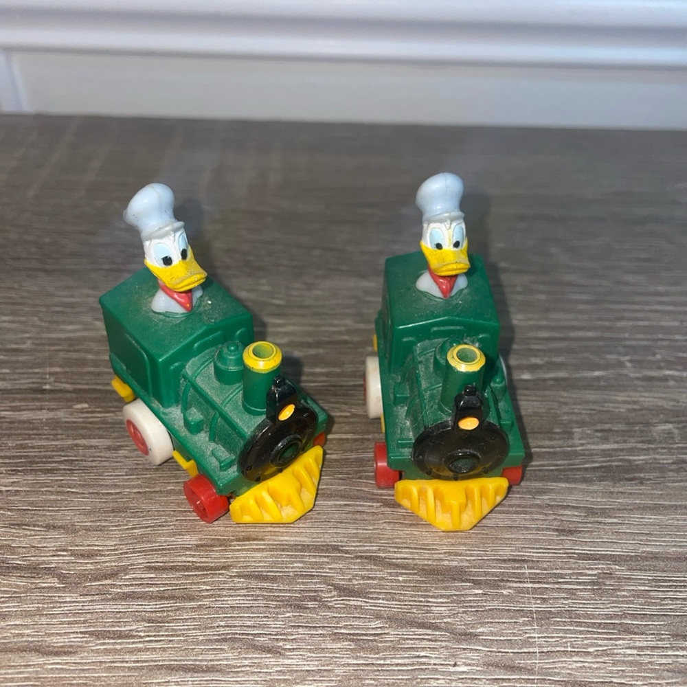 Lot 2 1988 Disney Mickey's Birthdayland Donald Duck Pull Back Train McDonald's